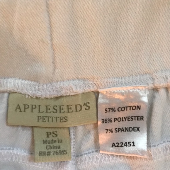 Stretch jeans with elastic waist. Two pocket back - Picture 5 of 6